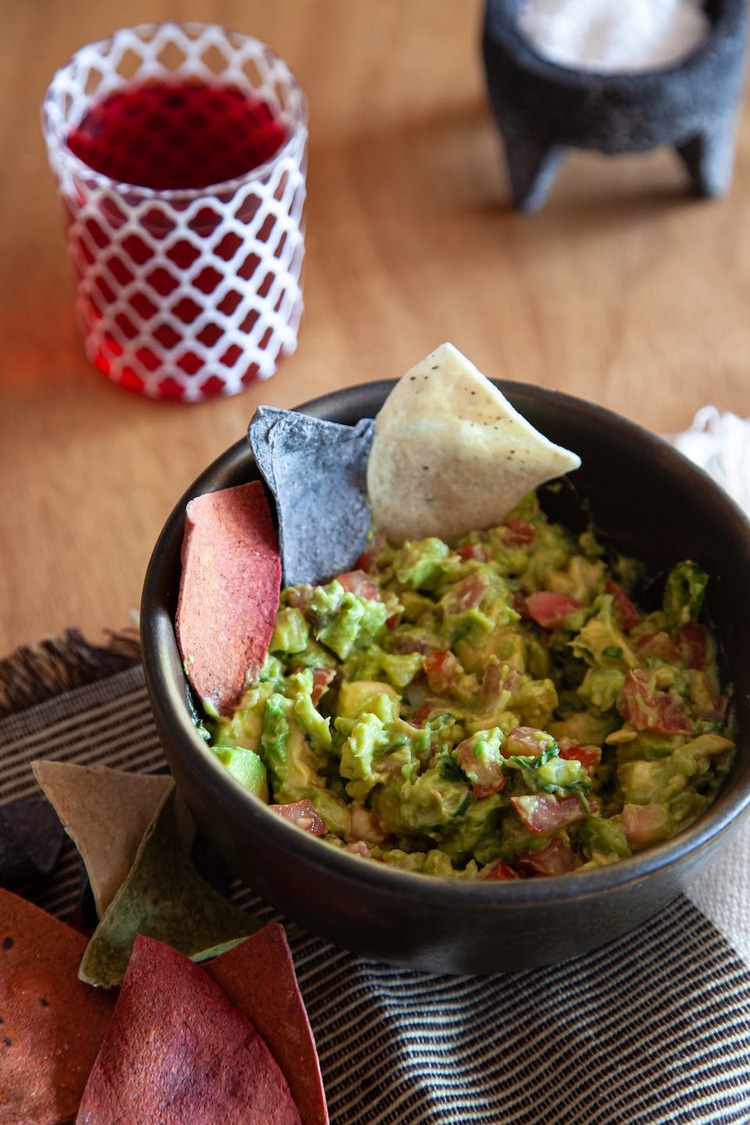 Guacamole Dip with Vegetable Chips